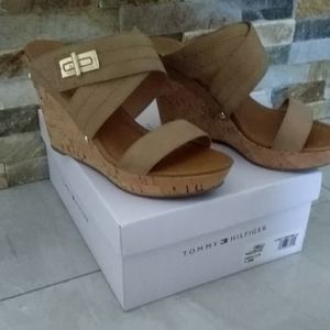 Tommy Hilfiger wedge sandal